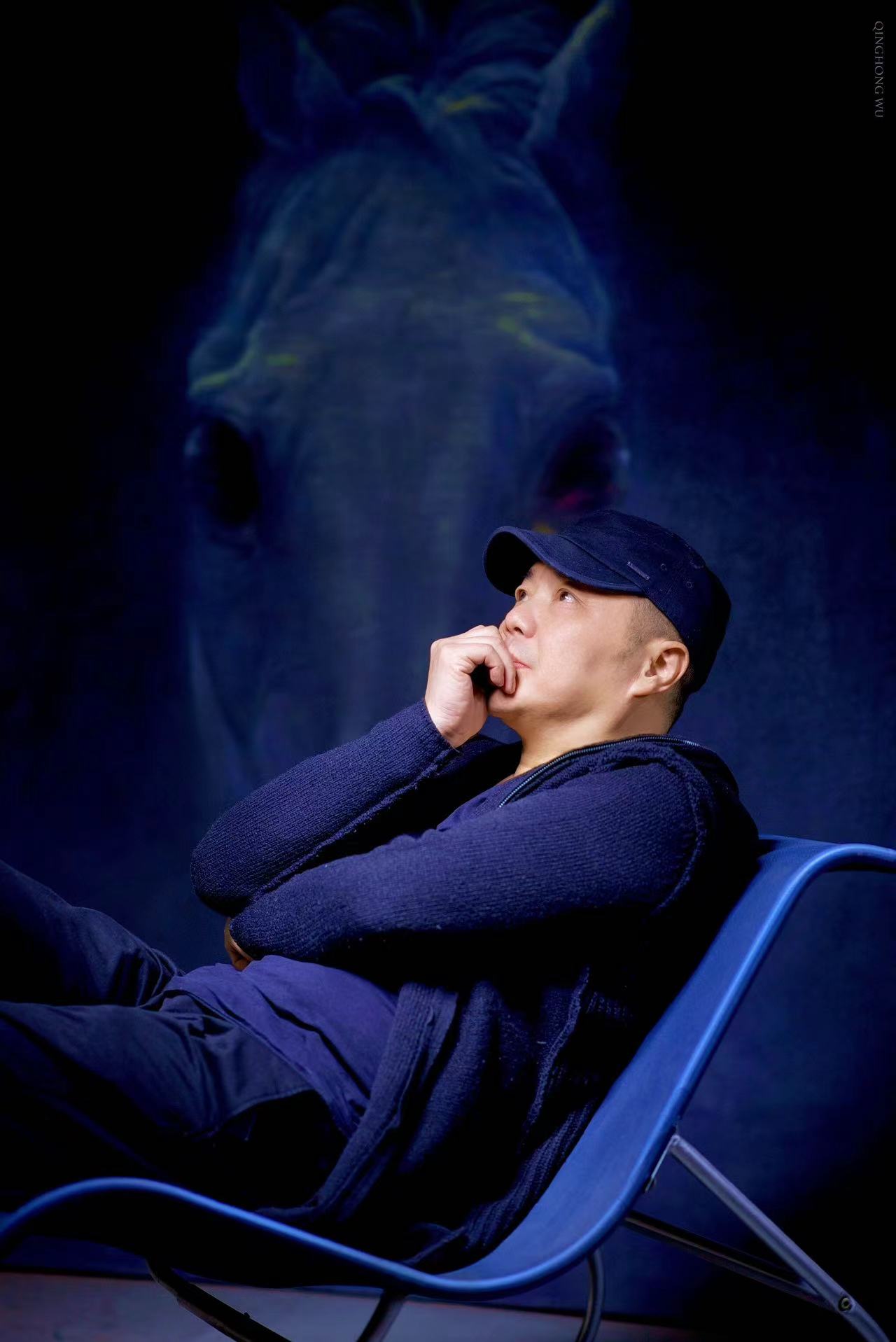 东方腾弘 - 艺术家肖像