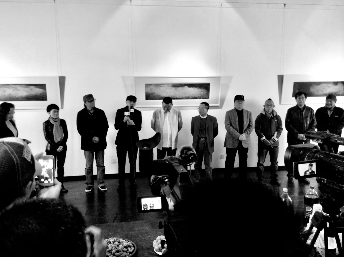 2014, the Dongfang Tenghong ink art exhibition at Yifangxiang Gallery, 798 Art District, Beijing
